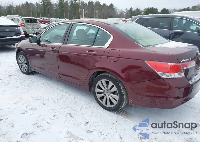 1HGCP2F81CA141046: 44071403