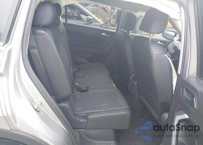 3VV3B7AX6KM102934: 44071419