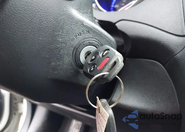 4S4BSBCC8G3300135: 44071445