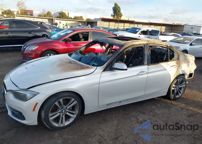 WBA8E9C5XGK604215: 44071457