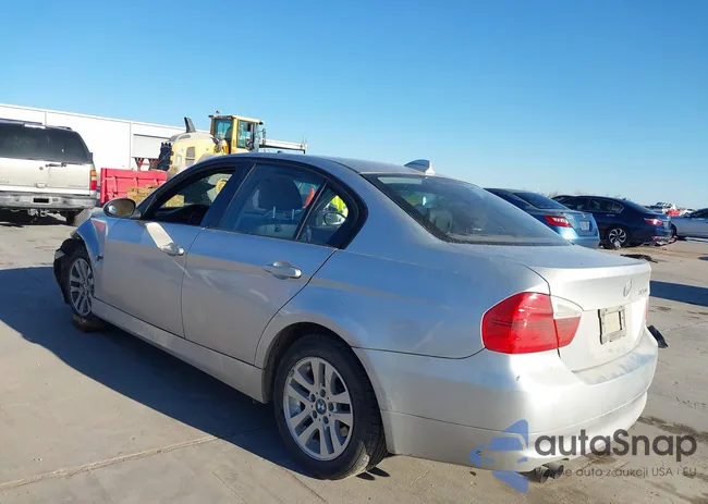 WBAVD13596KV10123: 44071529