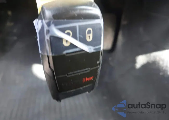 3C6UR5CJ1MG696949: 44072653