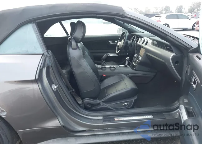 1FATP8UH2K5170170: 44072853