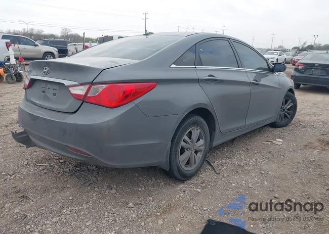 5NPEB4AC3DH569787: 44072872