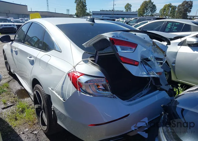 1HGCV1F36NA103433: 44072882