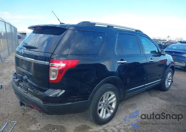 1FMHK7D82CGA40660: 44073121