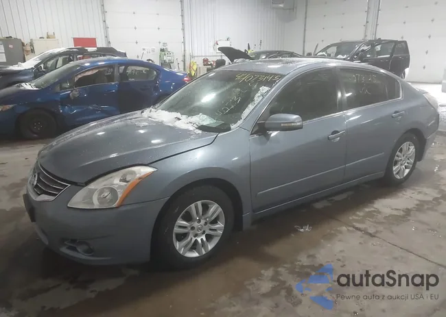 1N4AL2AP9AN414813: 44073145