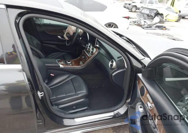 WDDWF4JB6HR261386: 44072258