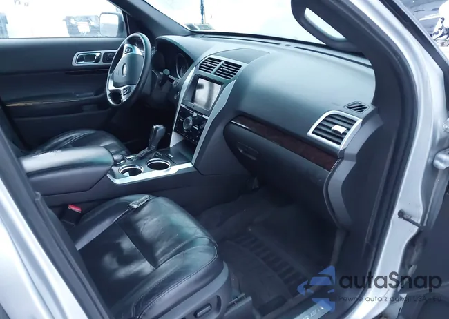 1FMHK8F8XBGA01350: 44072379