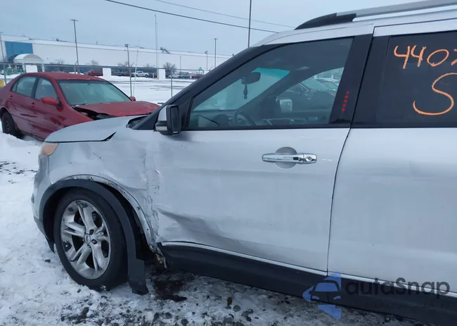 1FMHK8F8XBGA01350: 44072379