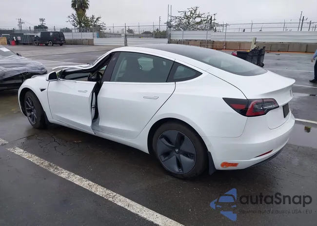 5YJ3E1EA4KF326474: 44072394