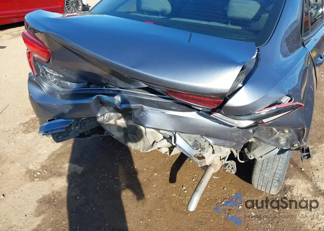 3KPA24AD4LE285238: 44072453