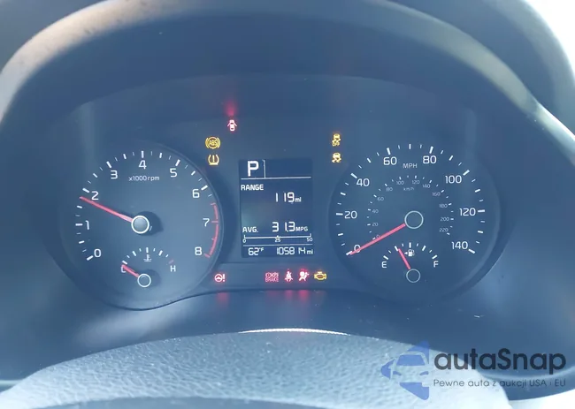 3KPA24AD4LE285238: 44072453