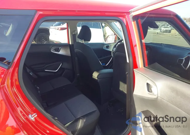 KNDJ23AU9S7261705: 44073203