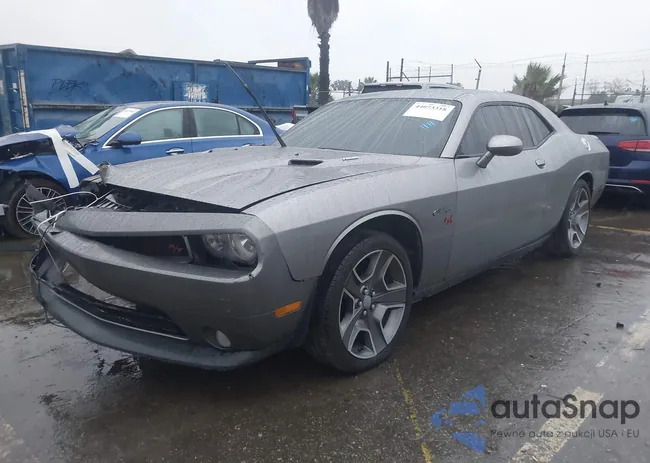 2C3CDYBT5CH141500: 44073318