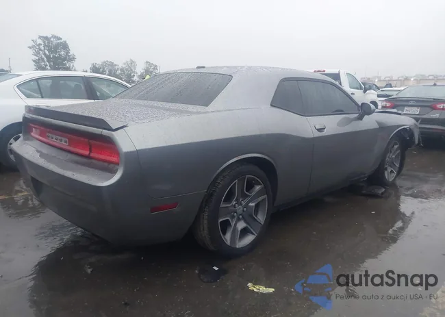 2C3CDYBT5CH141500: 44073318