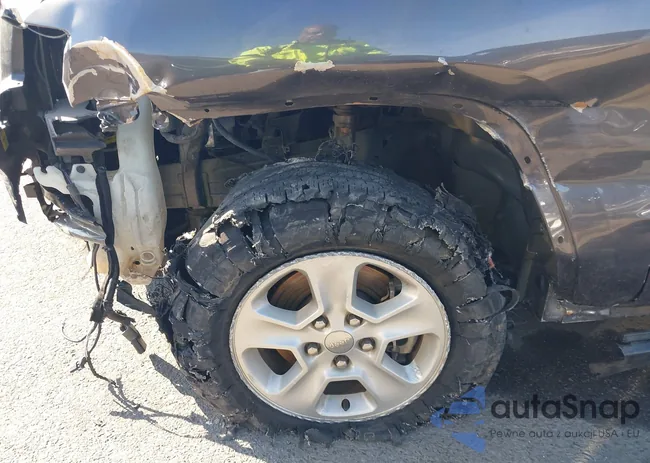 1C4RJEAG9FC713614: 44073369