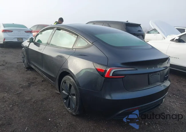 5YJ3E1EBXSF928529: 44073400