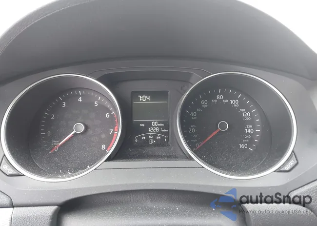 3VW2B7AJ5HM331441: 44073437