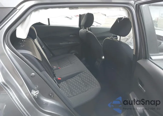 3N1CP5CV3PL494674: 44073568