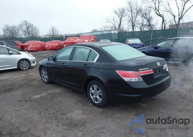 1HGCP2F60BA076512: 44074654