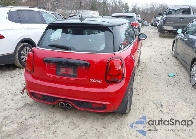 WMWXP7C5XK2A53709: 44074660