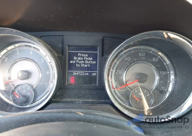 2A4RR8DG2BR772411: 44074757