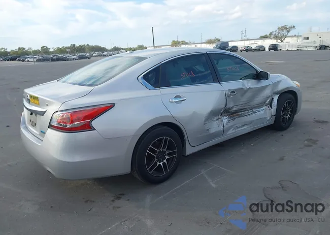 1N4AL3AP6EC146035: 44074964