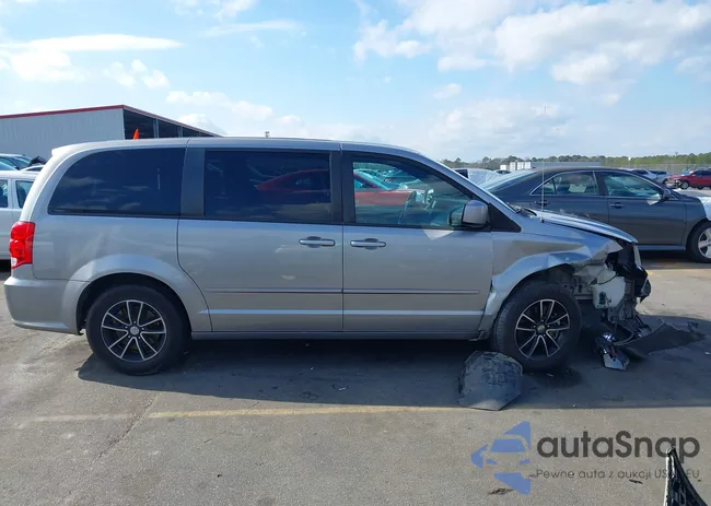 2C4RDGEG8GR140758: 44075161