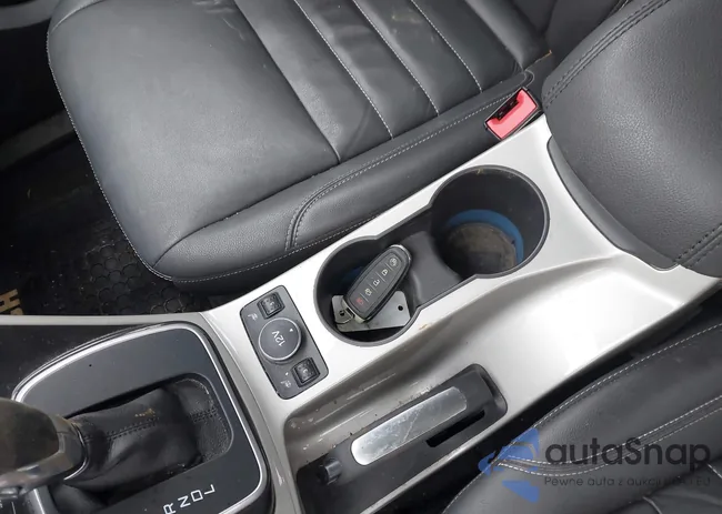 1FADP5CU6GL116049: 44074173