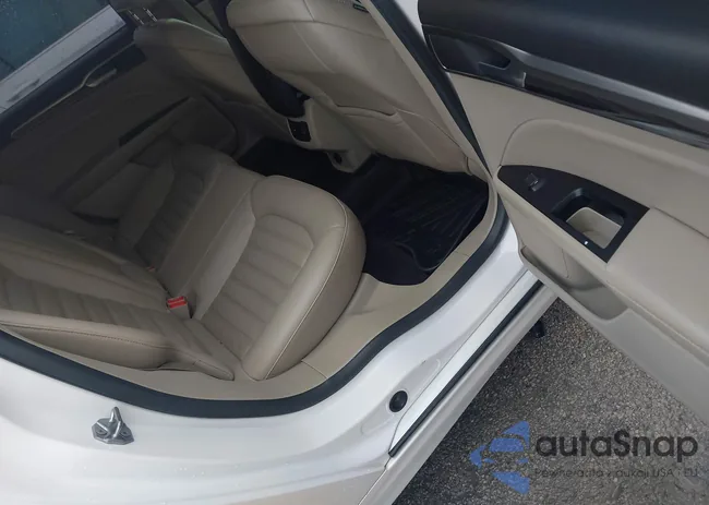 3FA6P0HD1HR294474: 44074195