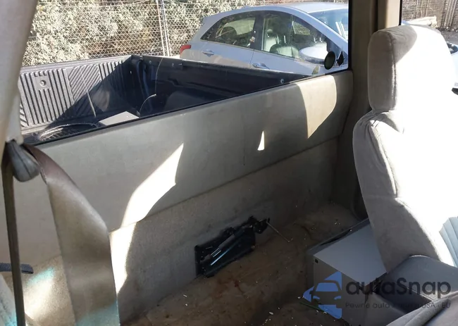 1GCCS19W628118207: 44074212