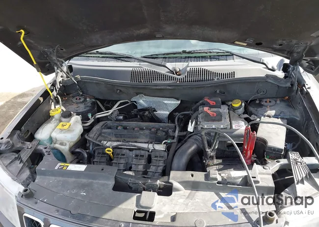 1C4NJCBA4GD552999: 44074263