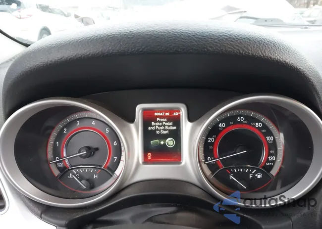 3C4PDCBG1HT572935: 44074300