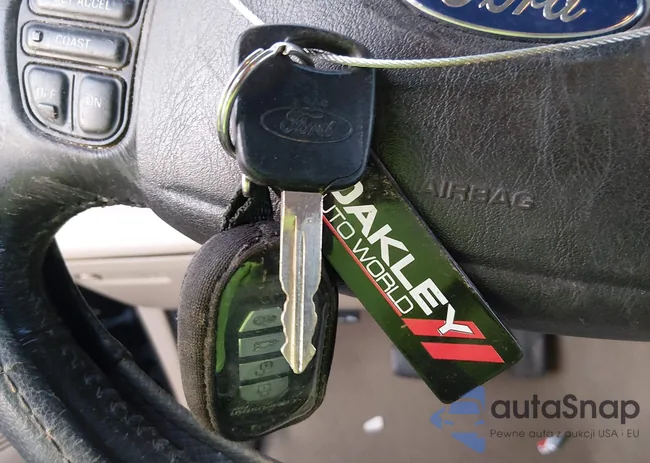 1FMSU43PX5ED47841: 44074355