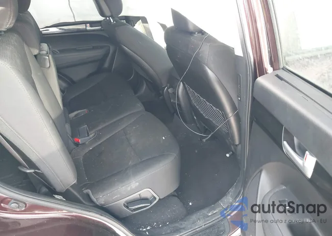 5XYKTCA68FG612731: 44074359