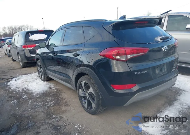 KM8J3CA25JU676818: 44074475