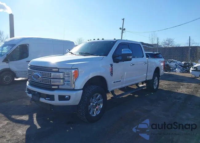 1FT7W2BT2JEC35102: 44074545