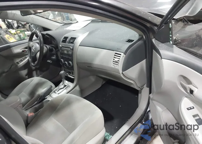 2T1BU4EE7BC670548: 44075568