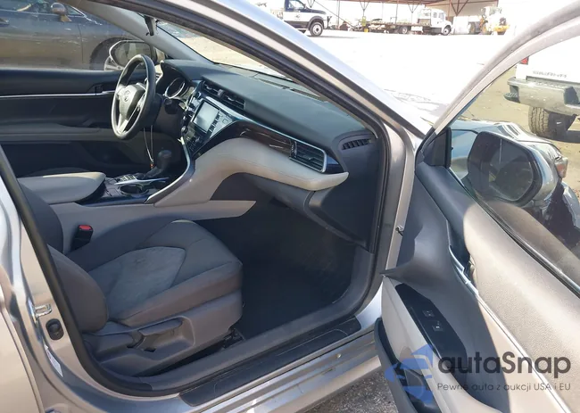 4T1B31HK6KU509285: 44075569