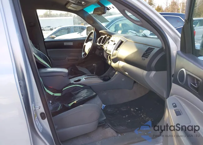 3TMLU42NX9M031199: 44075570