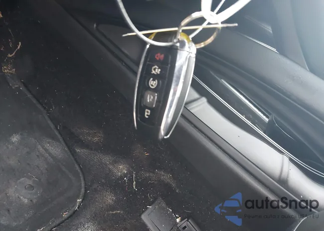 3LN6L5FC3HR640730: 44075896