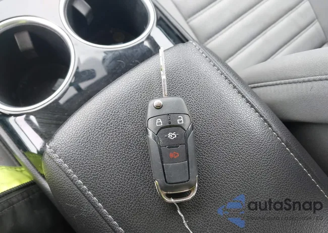 3FA6P0G72DR240980: 44075947