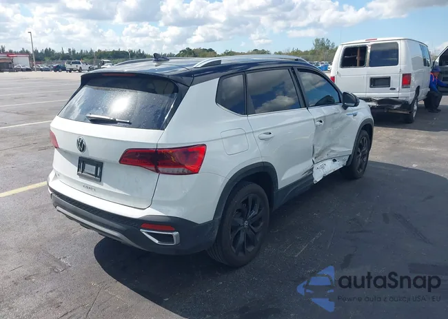 3VVEX7B26RM032116: 44076002