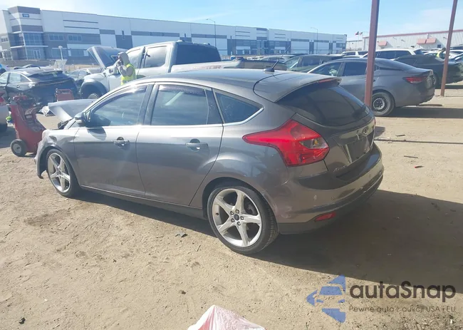 1FADP3N26EL330178: 44076088