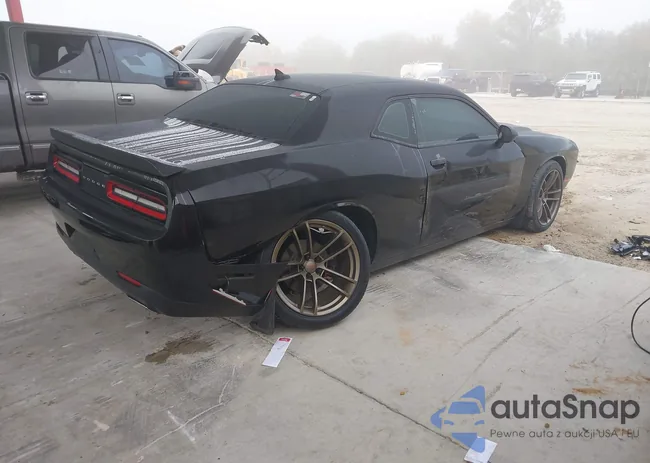 2C3CDZAG9HH558166: 44076148