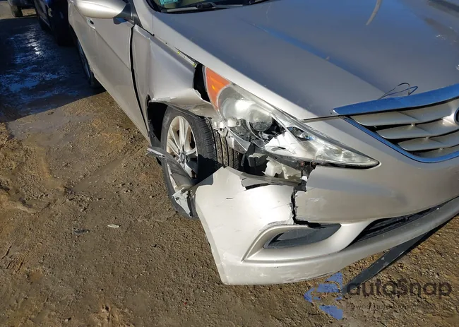 5NPEB4ACXBH096595: 44076152