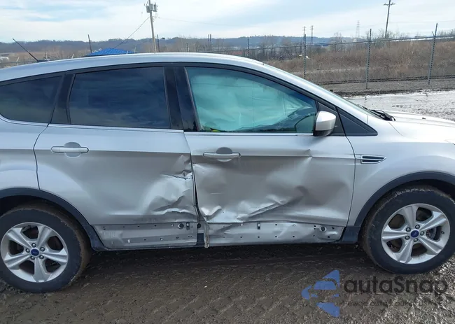 1FMCU9GX2EUE22632: 44075198