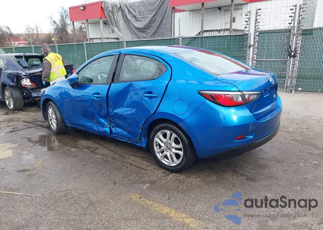 3MYDLBZV5GY138718: 44075269