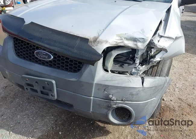 1FMYU93165KA09809: 44075287